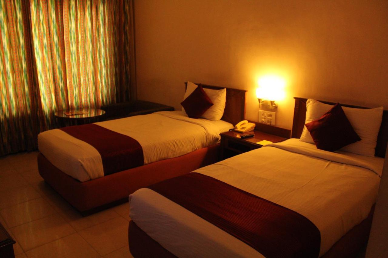 President Hotel Mysore Ngoại thất bức ảnh