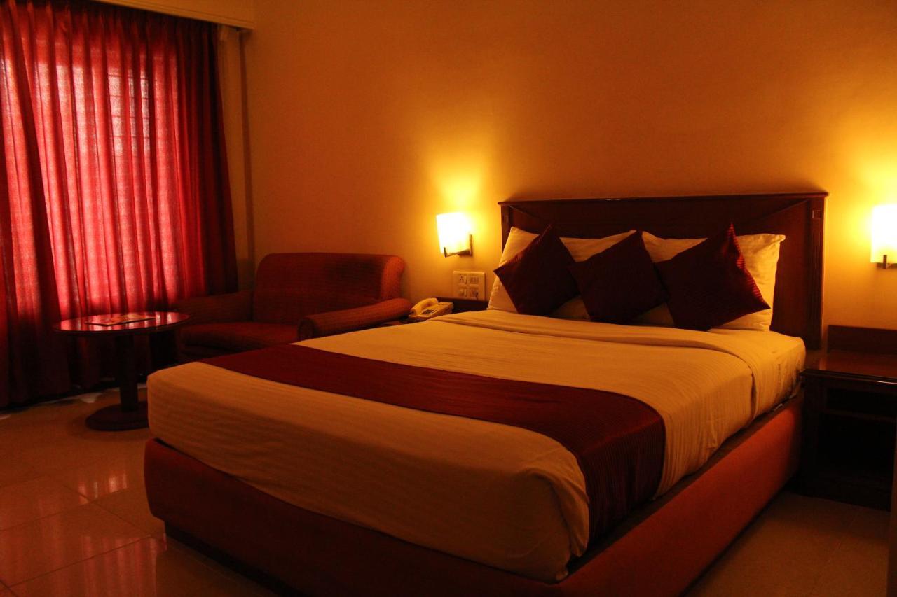 President Hotel Mysore Ngoại thất bức ảnh
